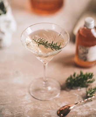 IT'S COCKTAIL SEASON